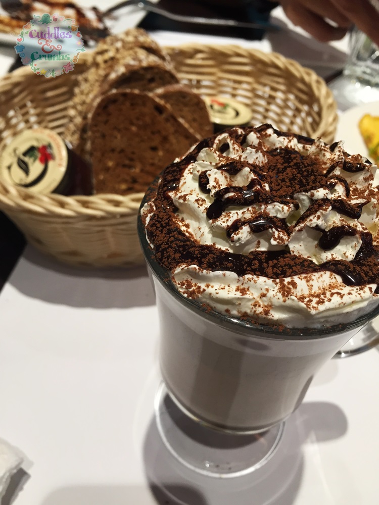 Caffe Mochaccino Eggspectations