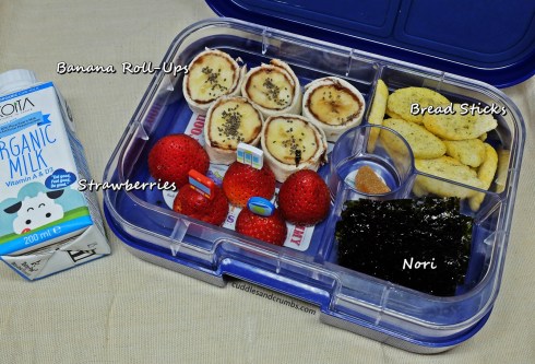 1006-bananarollups-strawberry-bento-lunch